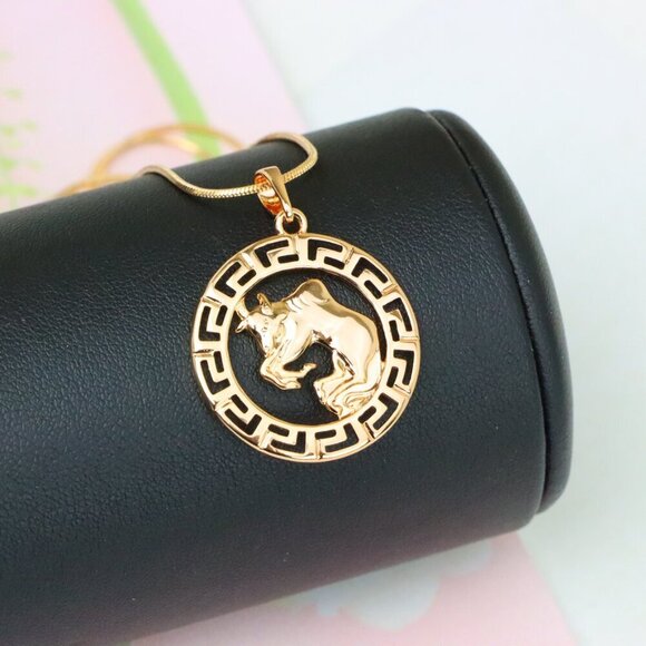 "Zodiac Bull Rose Gold Pendant with Intricate Border Design, XPPT1329 - Picture 5 of 13